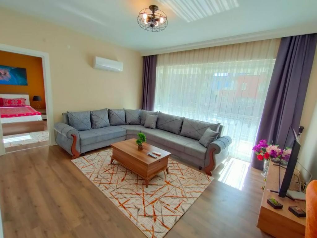 Lara Park Suites Antalya Extérieur photo